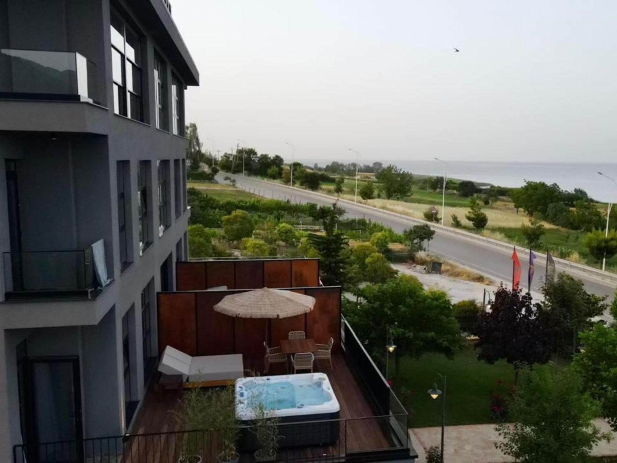 Toka Hotel Restaurant Udenisht 외부 사진