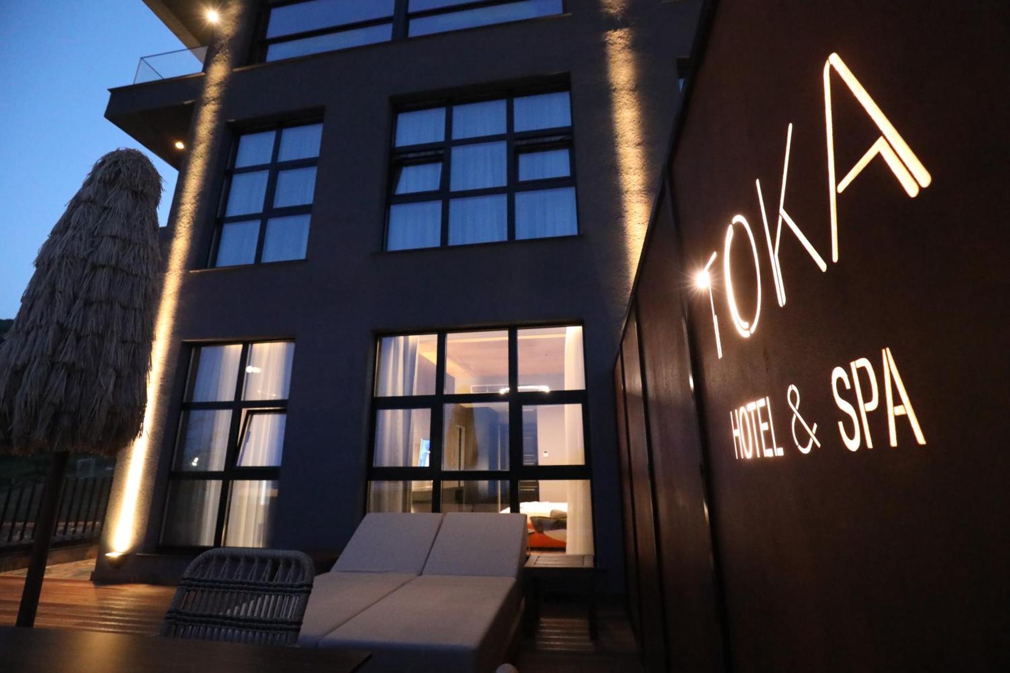 Toka Hotel Restaurant Udenisht 외부 사진